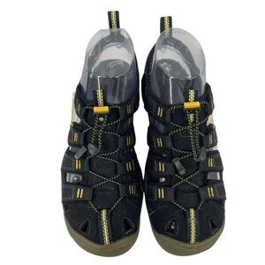 KEEN Clearwater CNX Black Lightweight Hiking Water Activity Sandals - Sz 6.5
